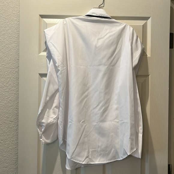 Oversized white button up with tie - Picture 9 of 9